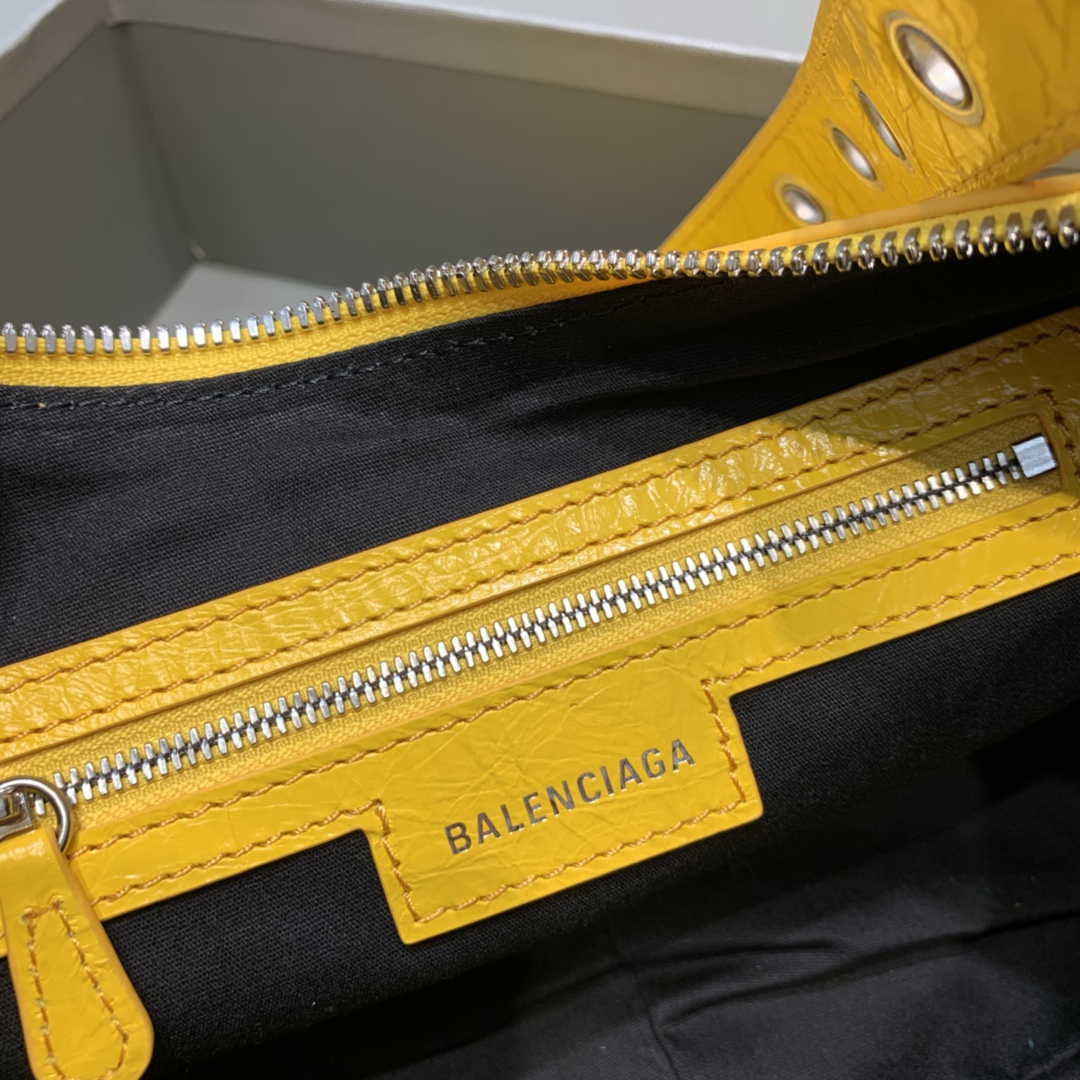 WOMEN'S LE CAGOLE SMALL SHOULDER BAG, BALENCIAGA HANDBAG