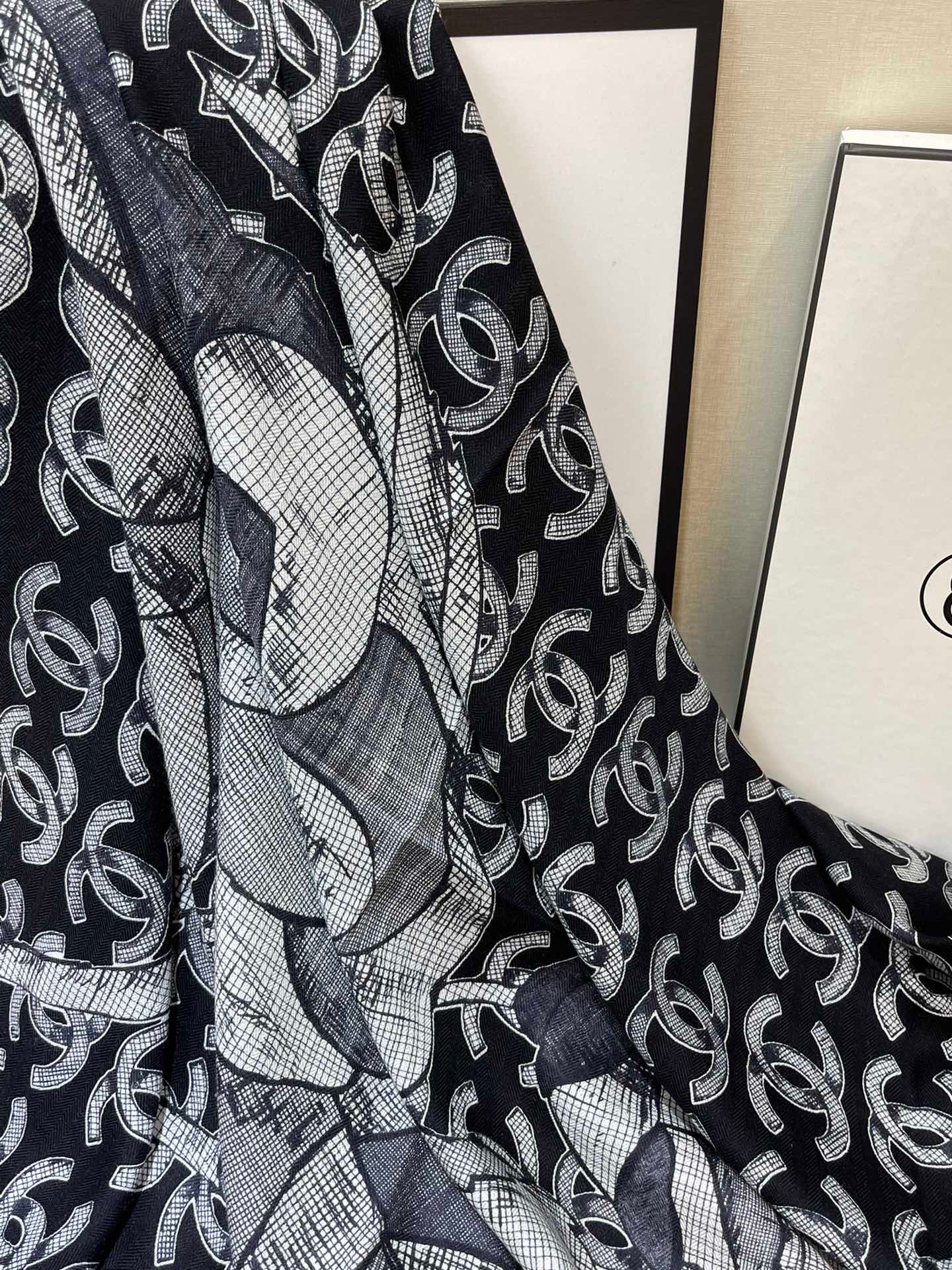 CHANEL SCARVES