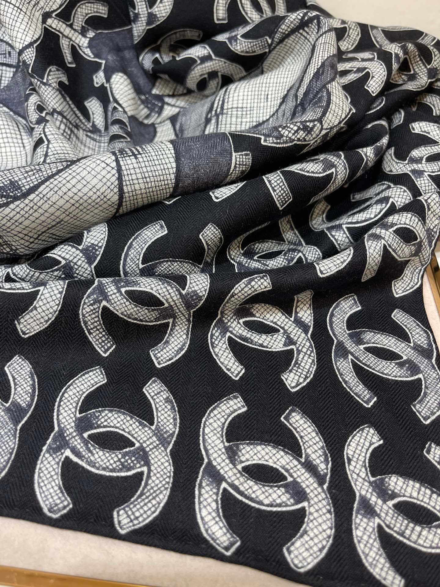 CHANEL SCARVES
