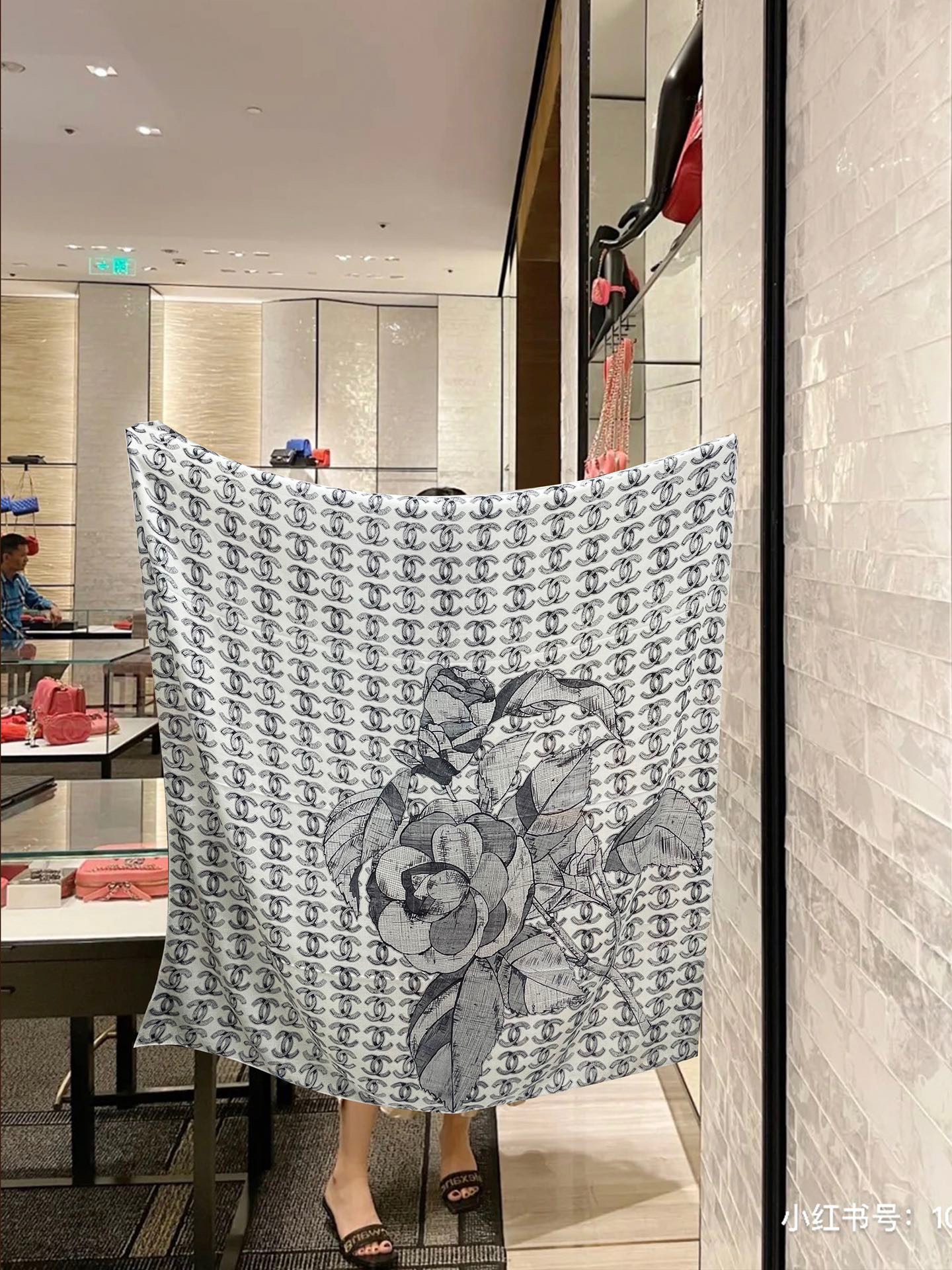 CHANEL SCARVES