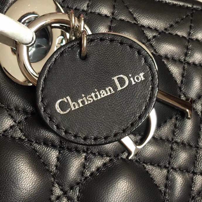 PERSONALISE YOUR  My Lady Dior