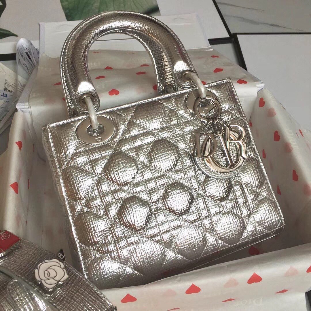 PERSONALISE YOUR  My Lady Dior