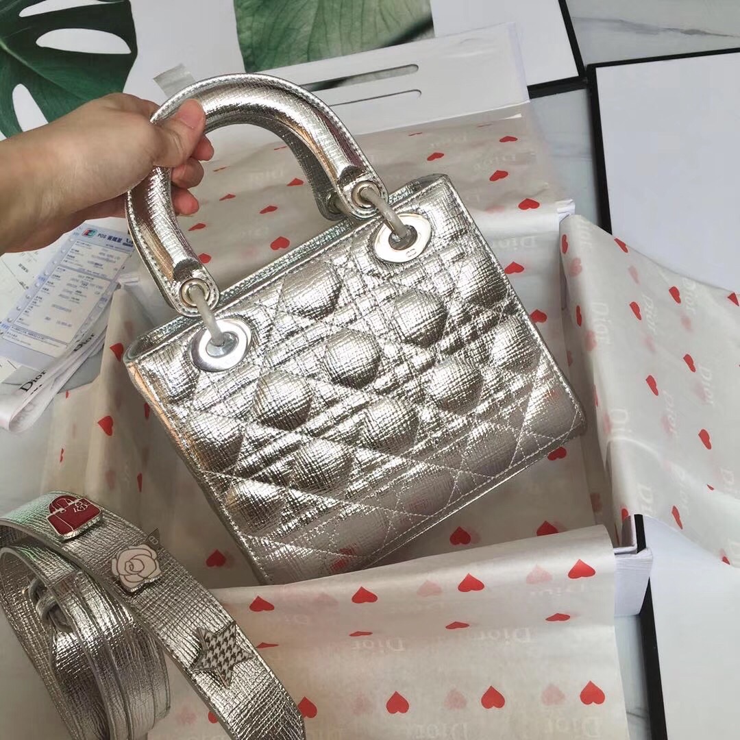 PERSONALISE YOUR  My Lady Dior