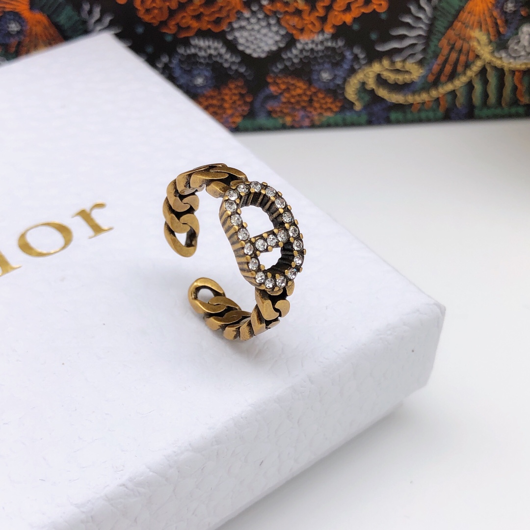 Christian Dior Ring