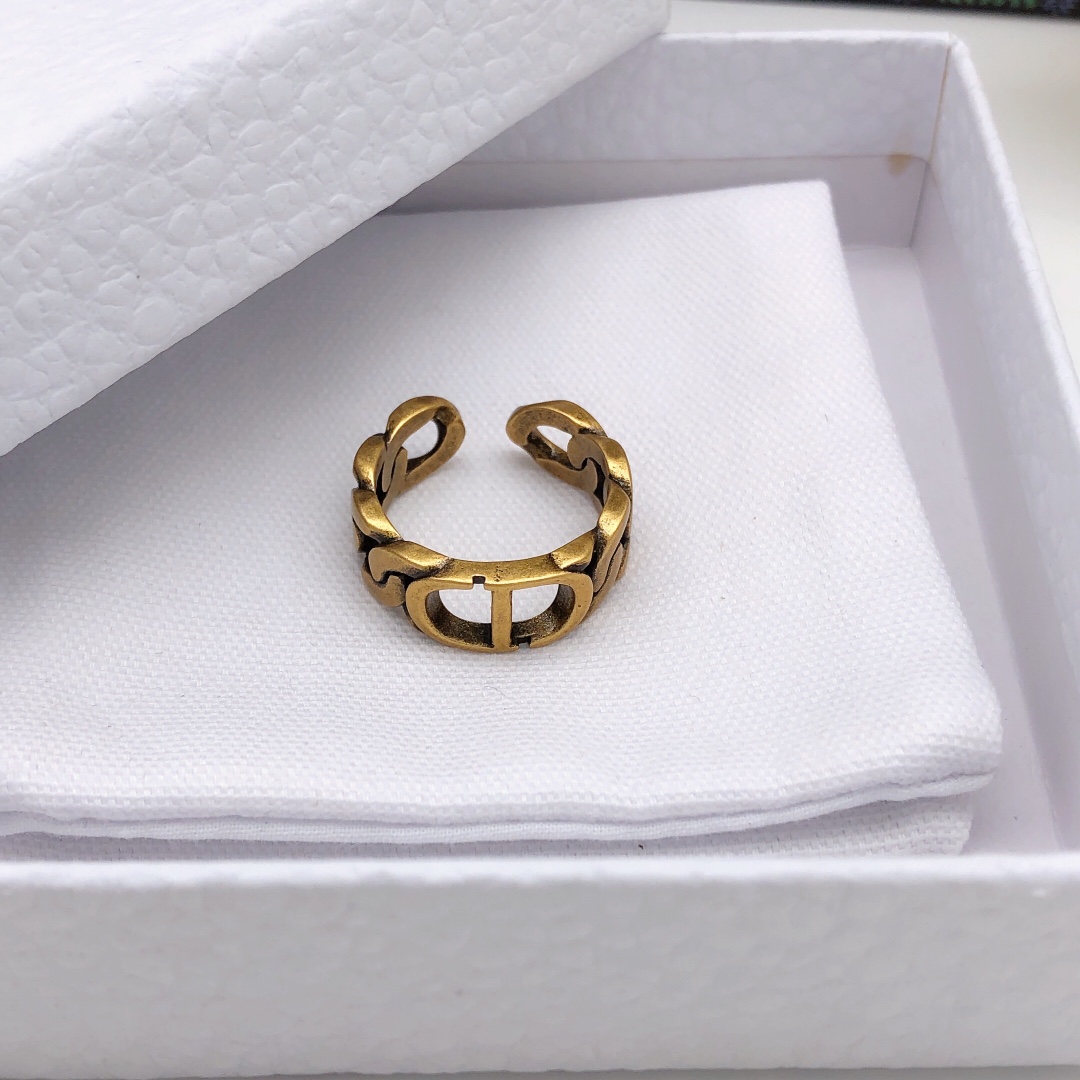 Christian Dior Ring
