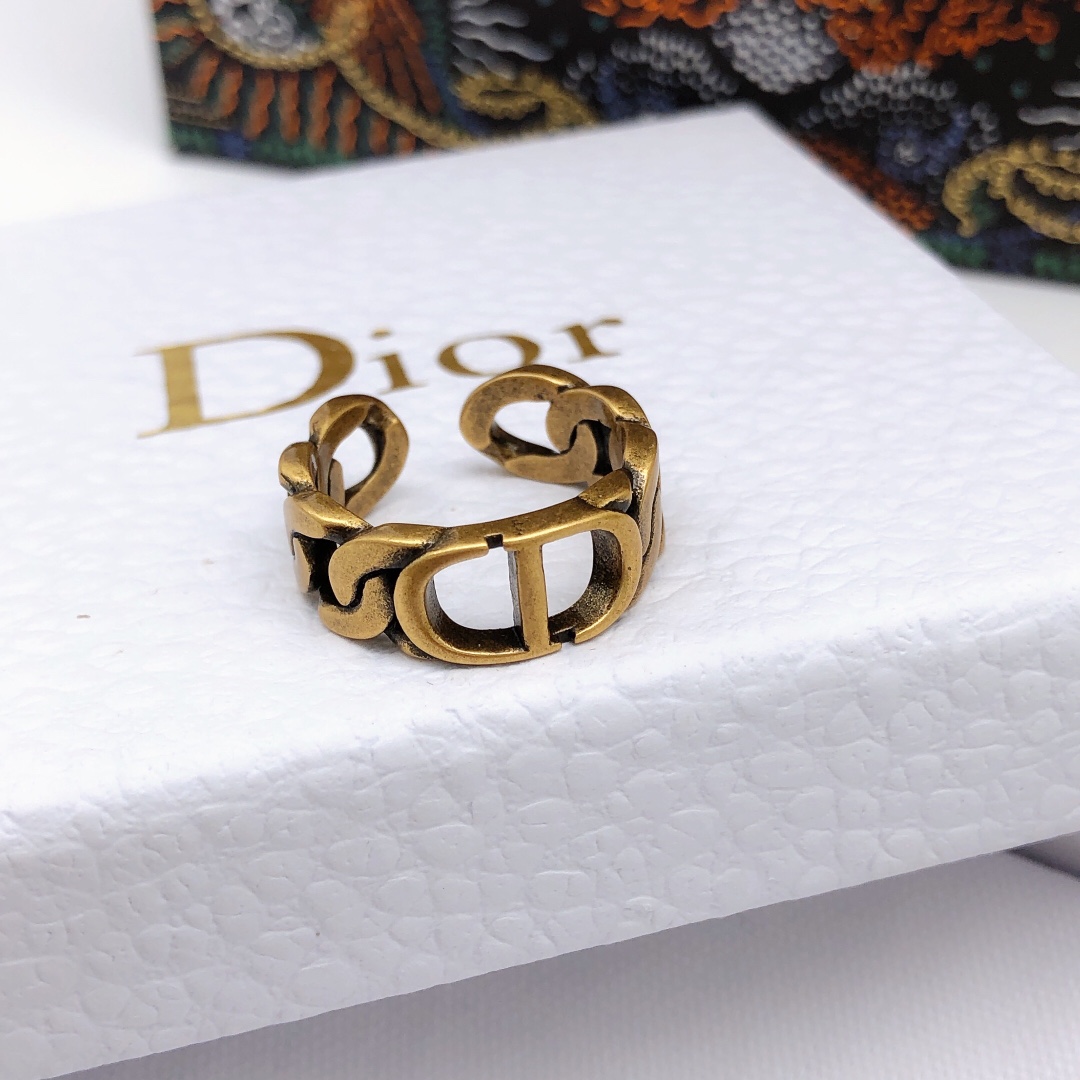 Christian Dior Ring
