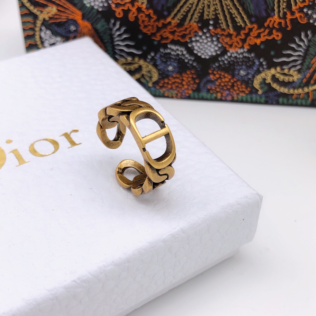 Christian Dior Ring