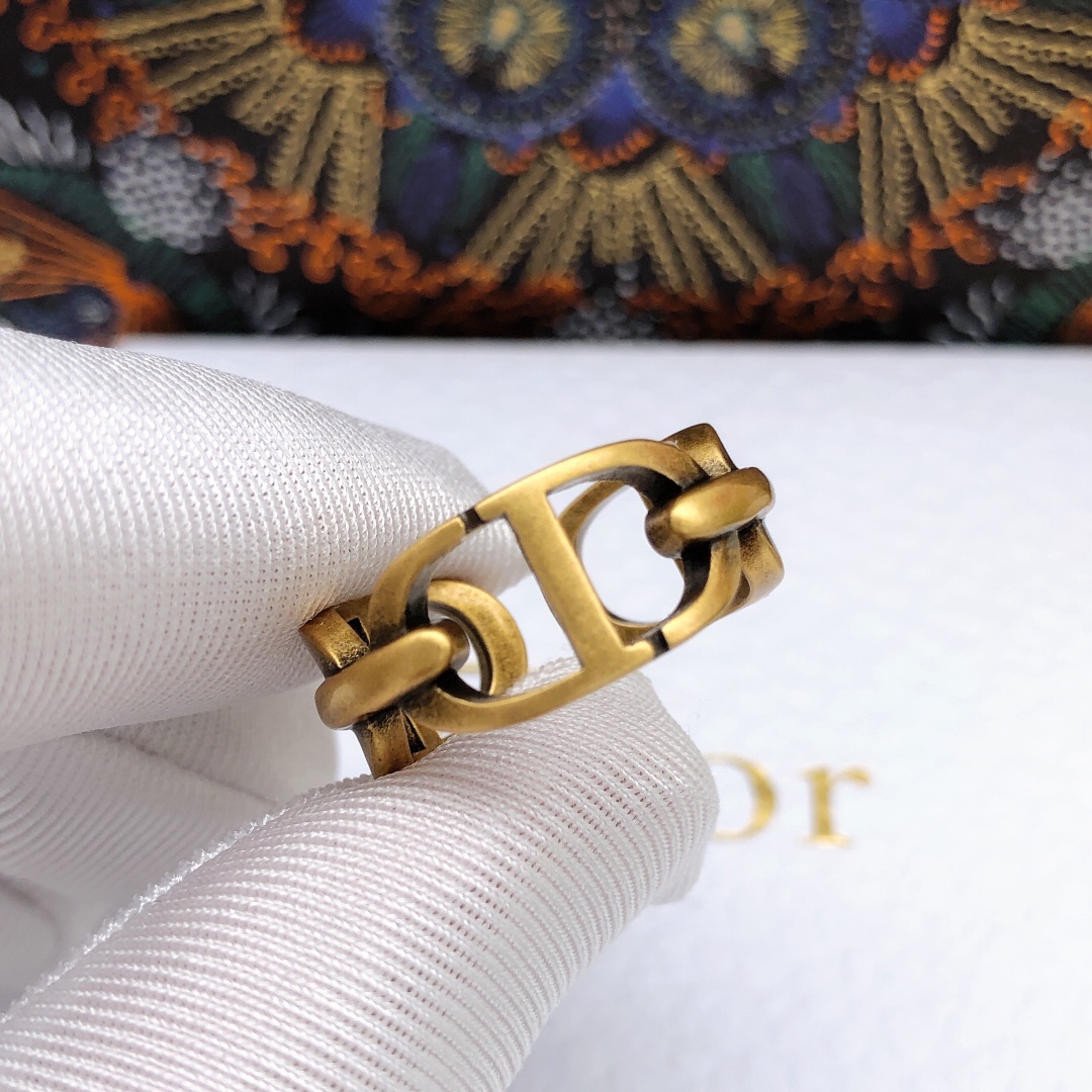 Christian Dior Ring