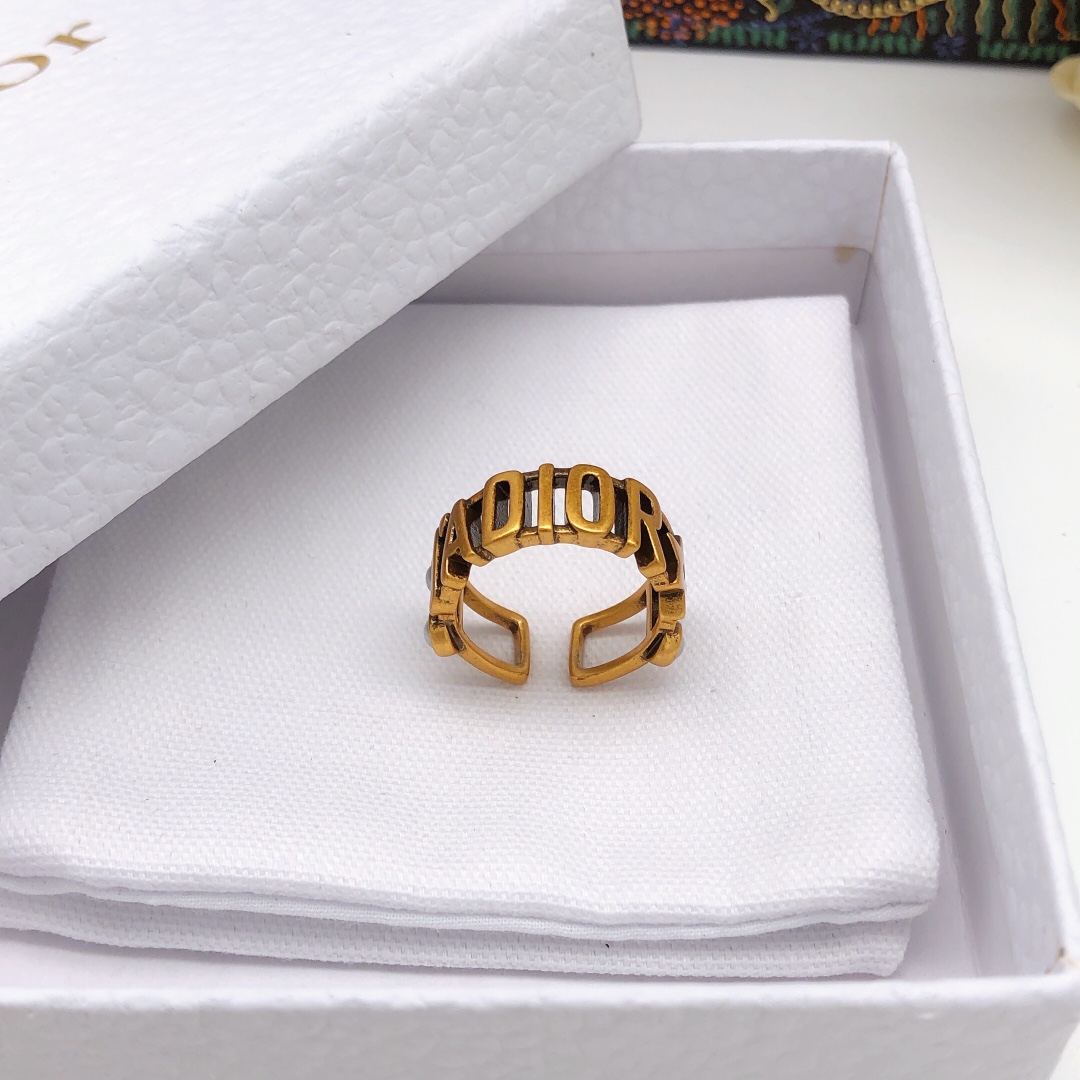 Christian Dior Ring