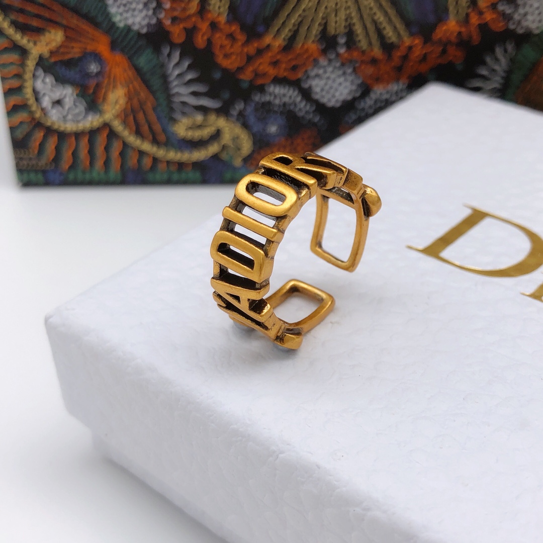 Christian Dior Ring
