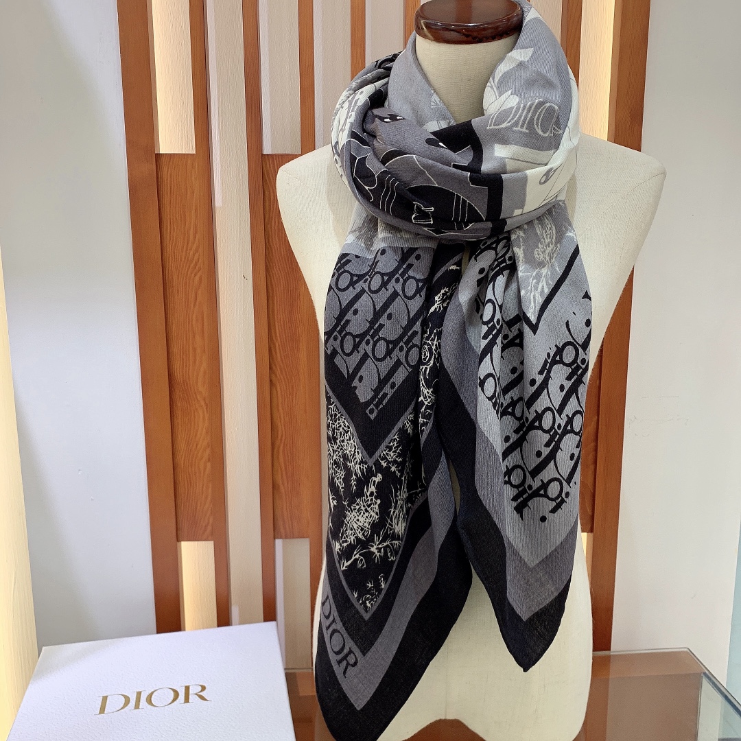 Dior Scarf