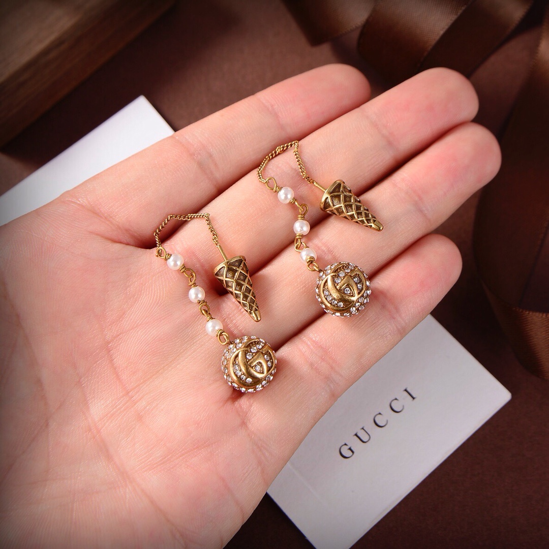 Earrings, GUCCI