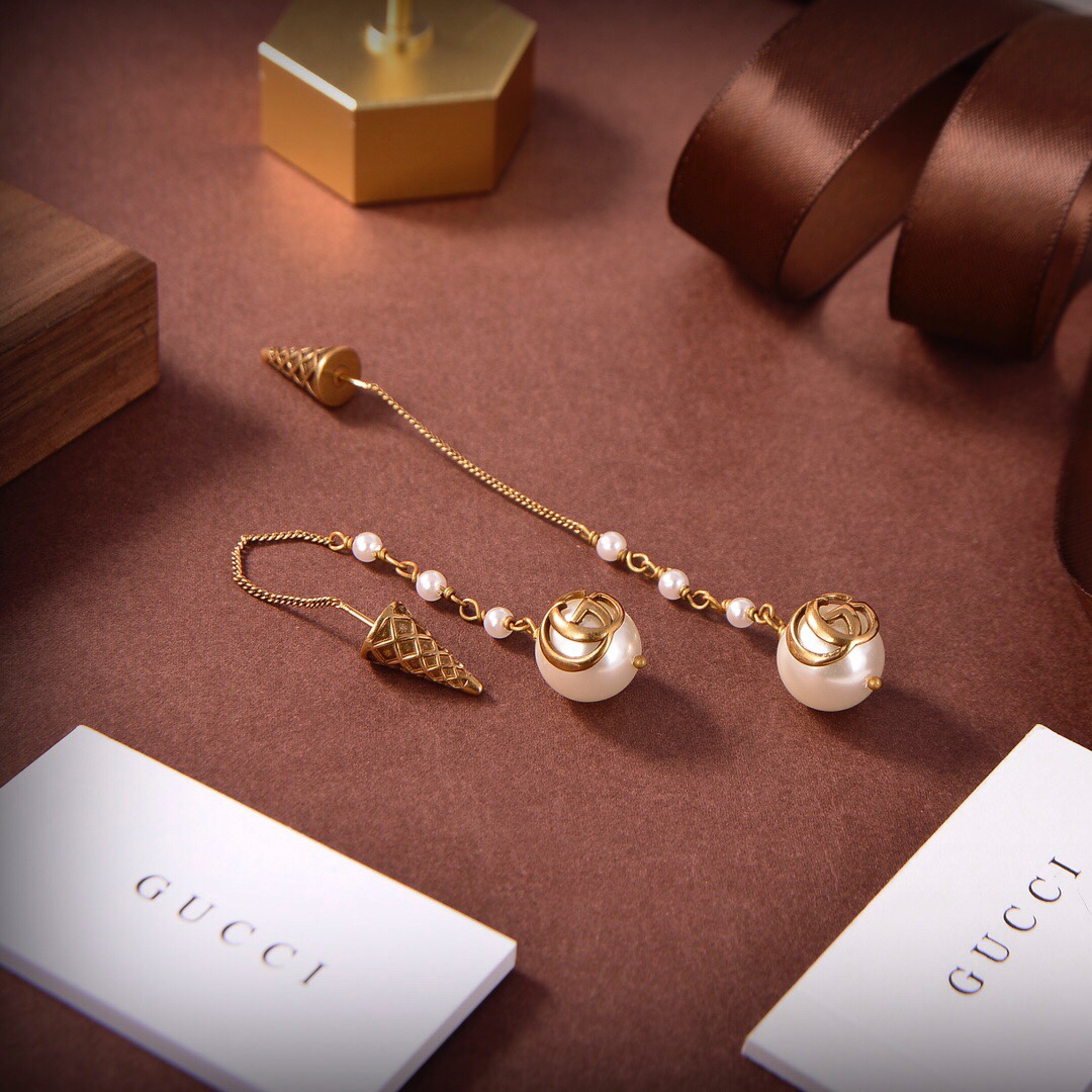 Earrings, GUCCI