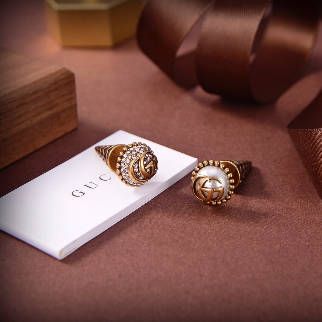 Earrings, GUCCI