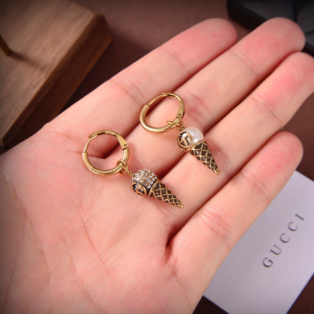 Earrings, GUCCI