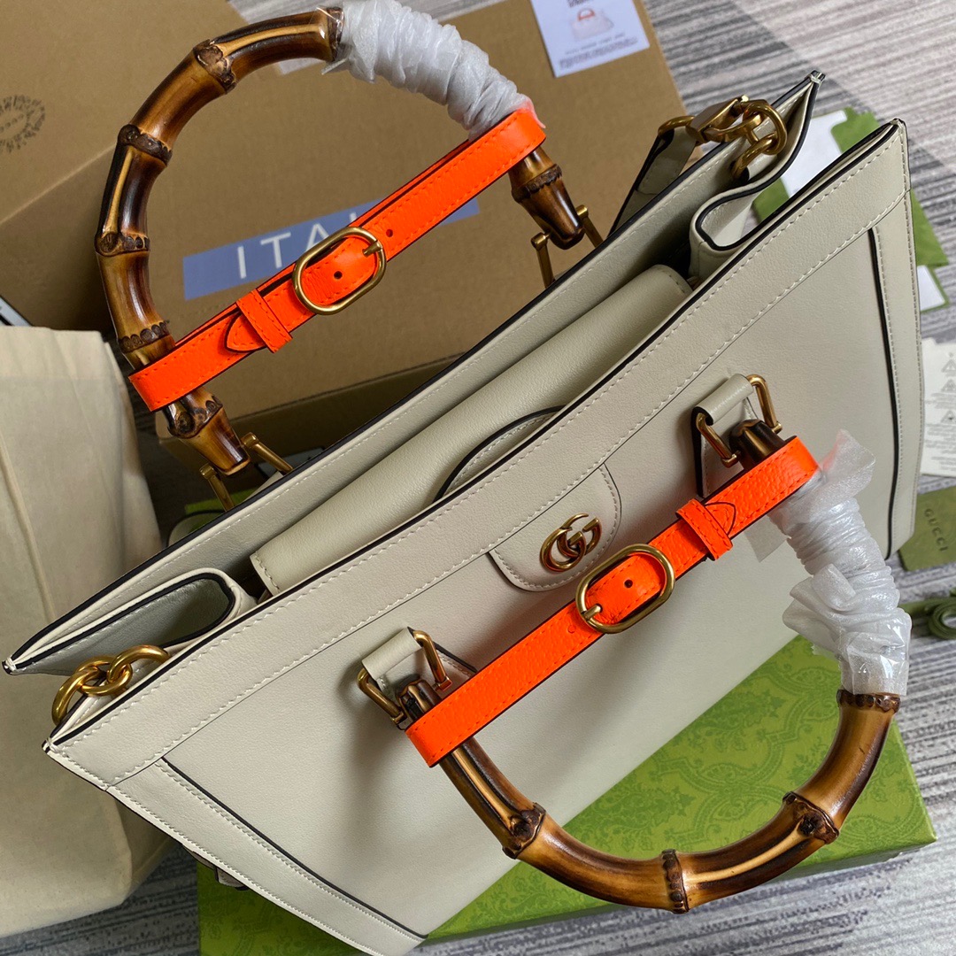 655658 Gucci Diana medium tote bag, Top Handle Bags for Women