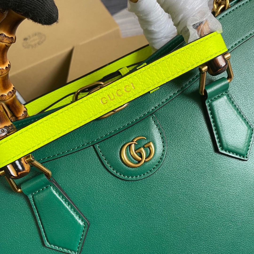 655658 Gucci Diana medium tote bag, Top Handle Bags for Women