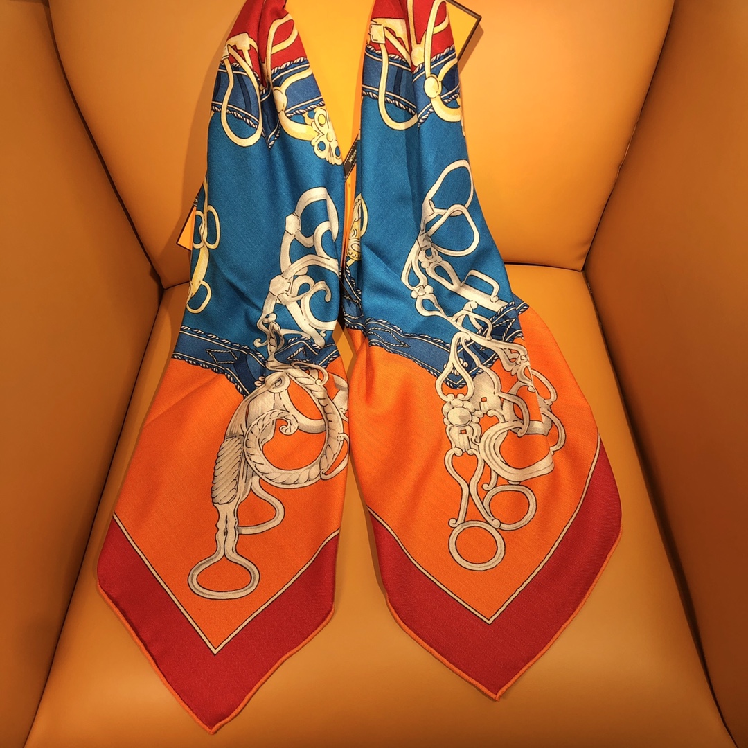 HERMES SCARVES