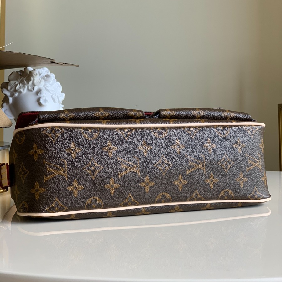 m51564, LOUIS VUITTON LV