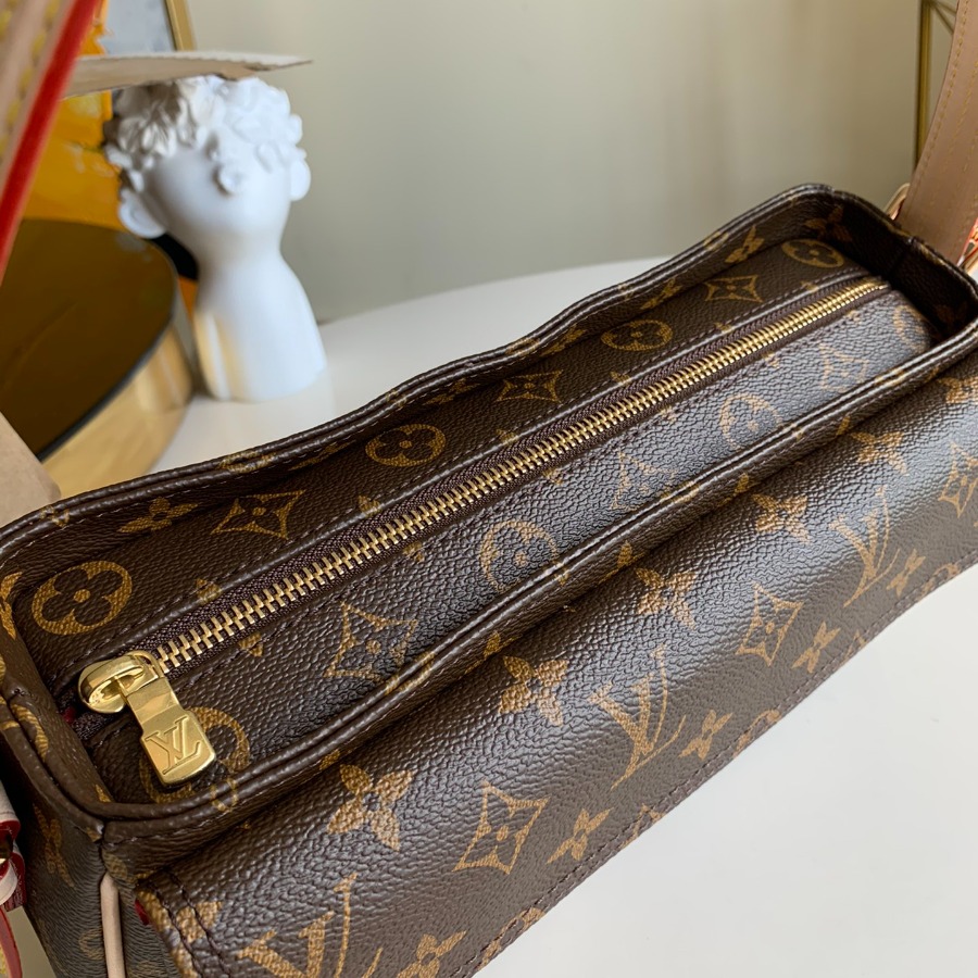 m51564, LOUIS VUITTON LV