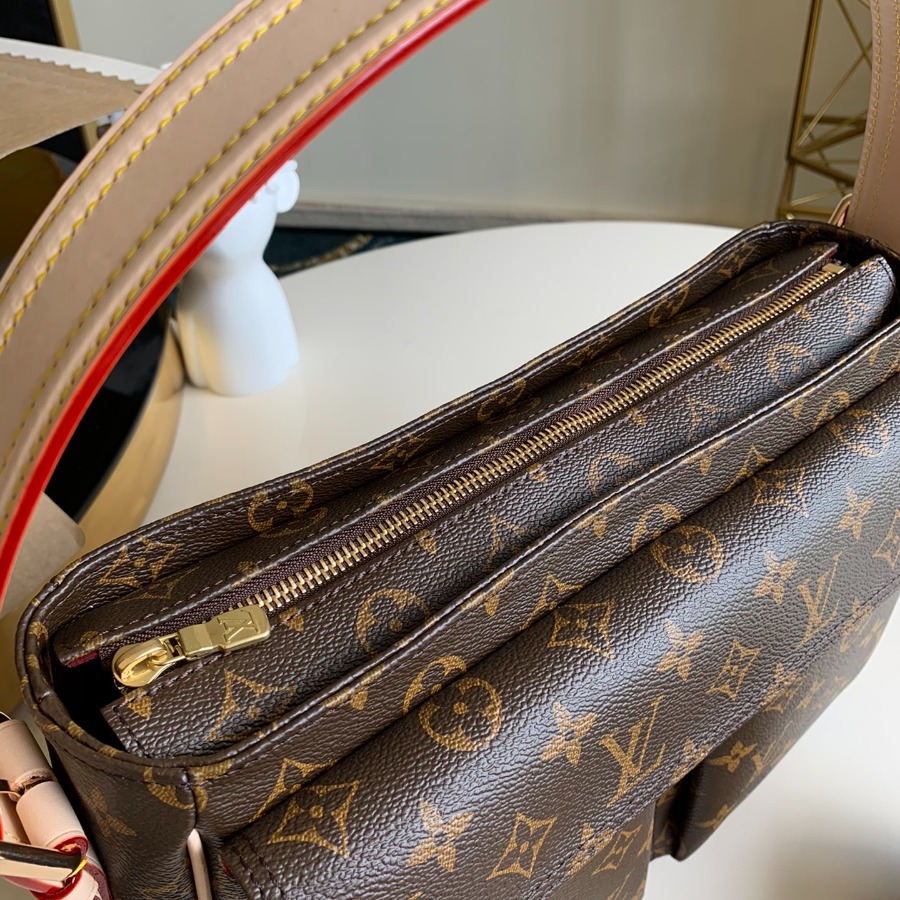 m51560, LOUIS VUITTON LV