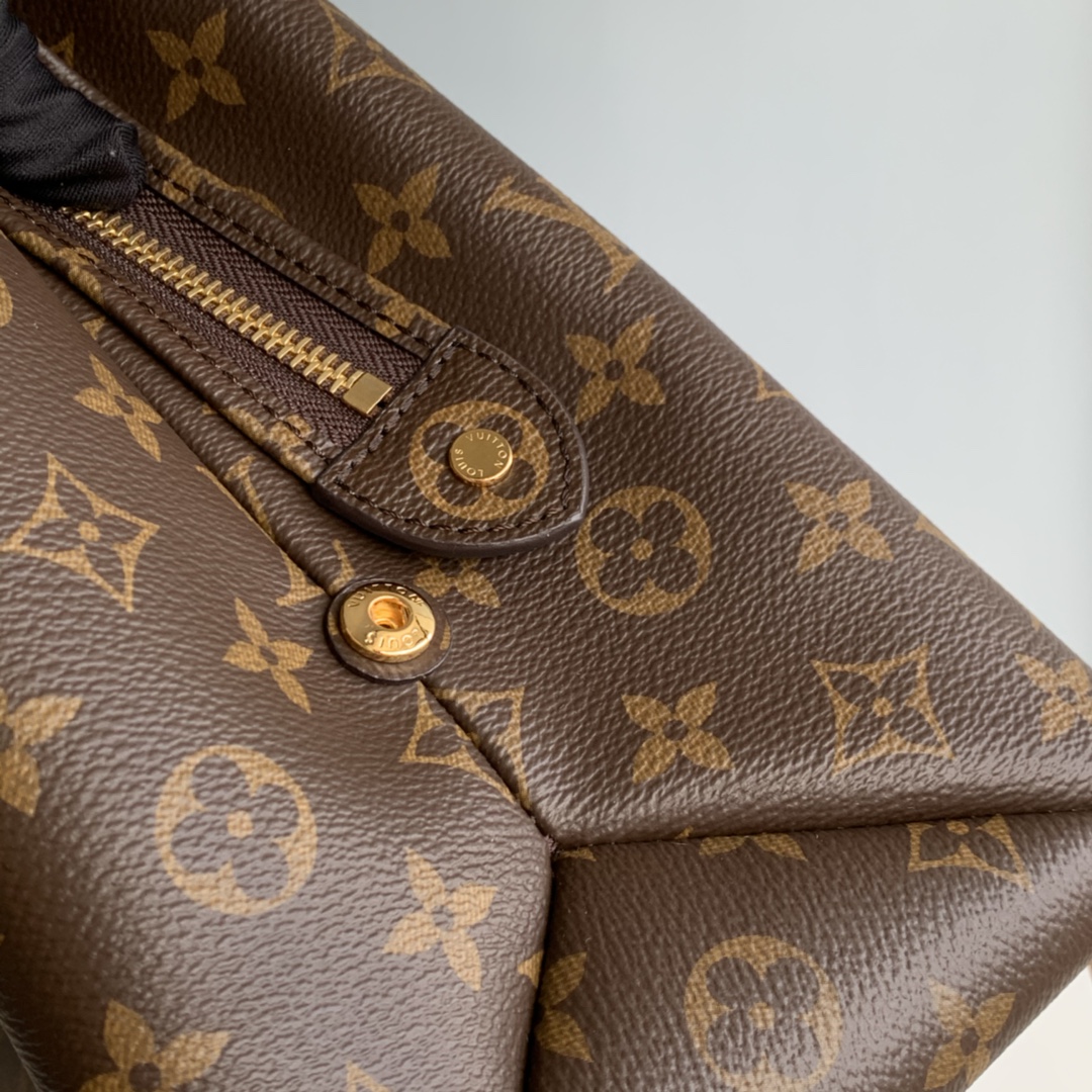 m45898, LOUIS VUITTON LV