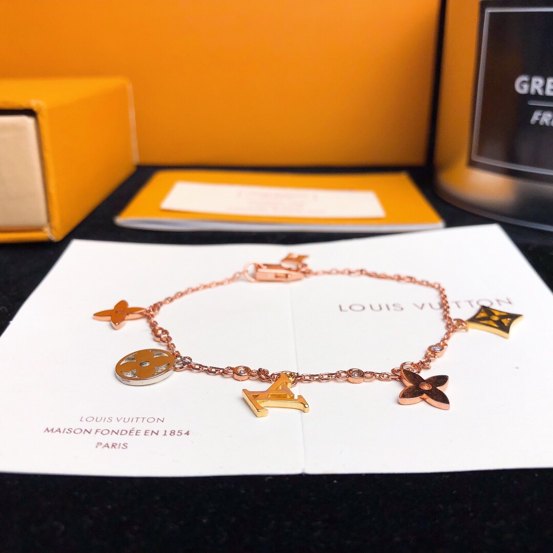 BRACELET, Louis Vuitton LV, 19cm