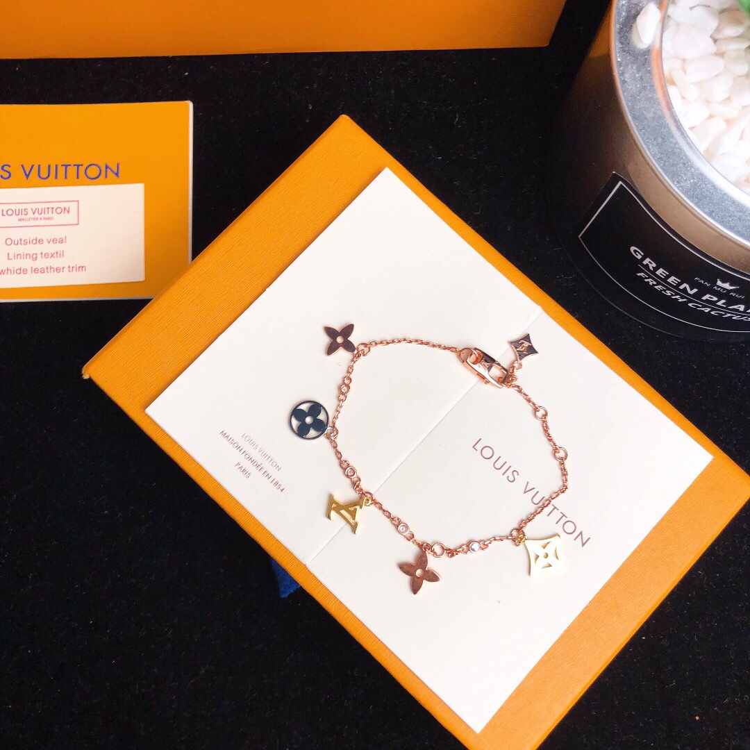 BRACELET, Louis Vuitton LV, 19cm