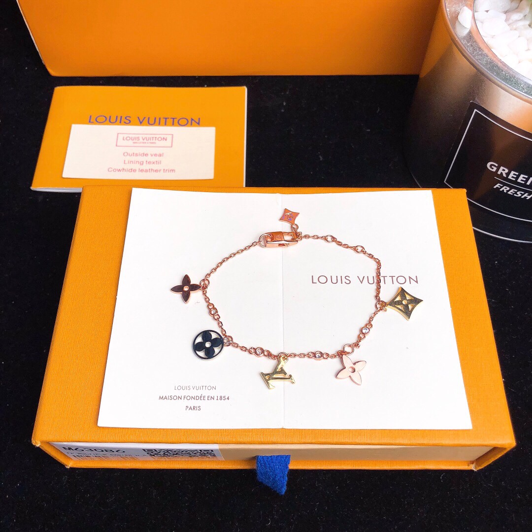BRACELET, Louis Vuitton LV, 19cm