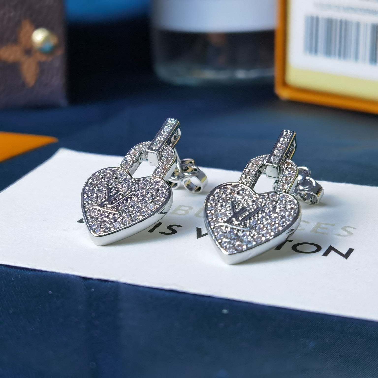 Louis Vuitton LV EARRINGS & Stud