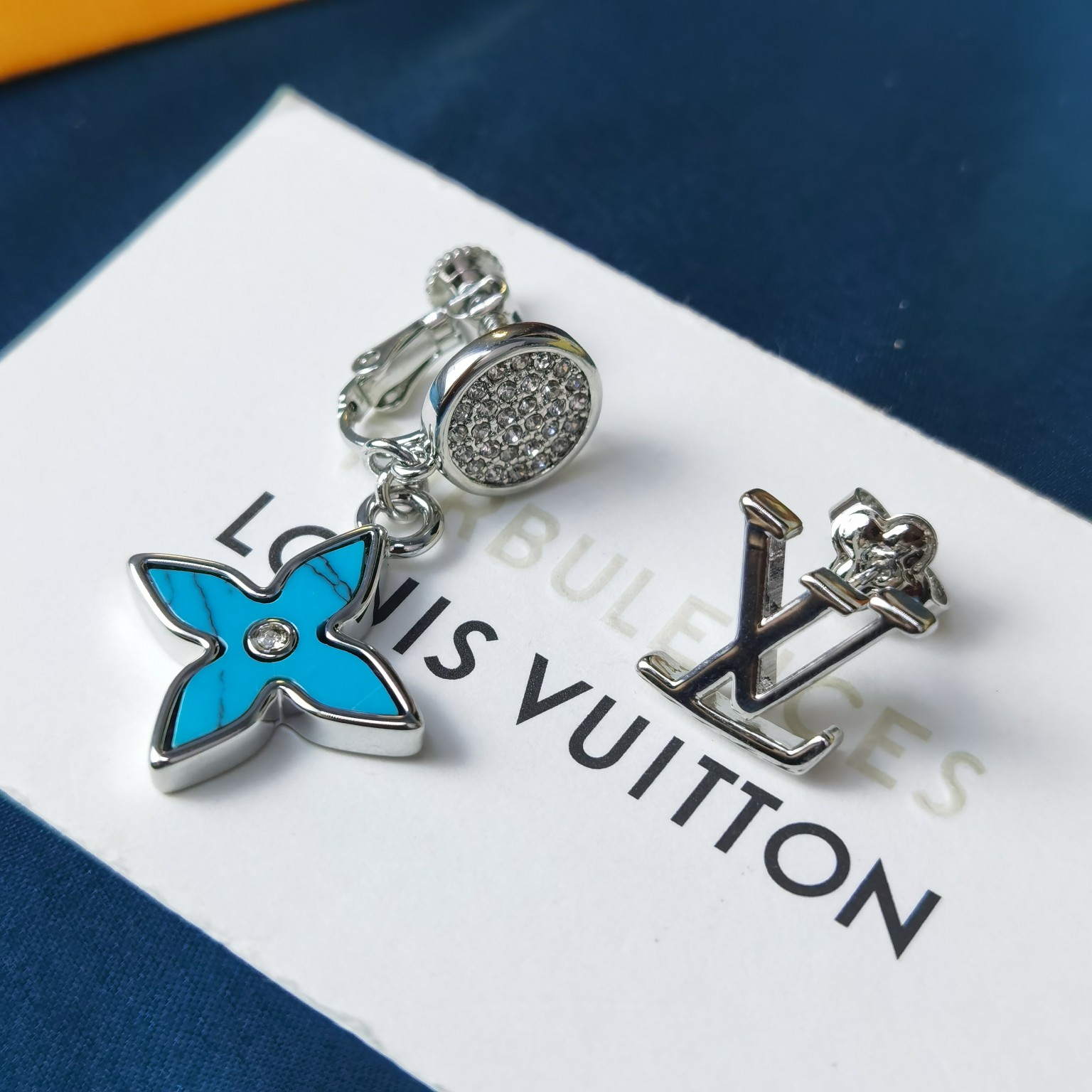 Earrings, Louis Vuitton LV