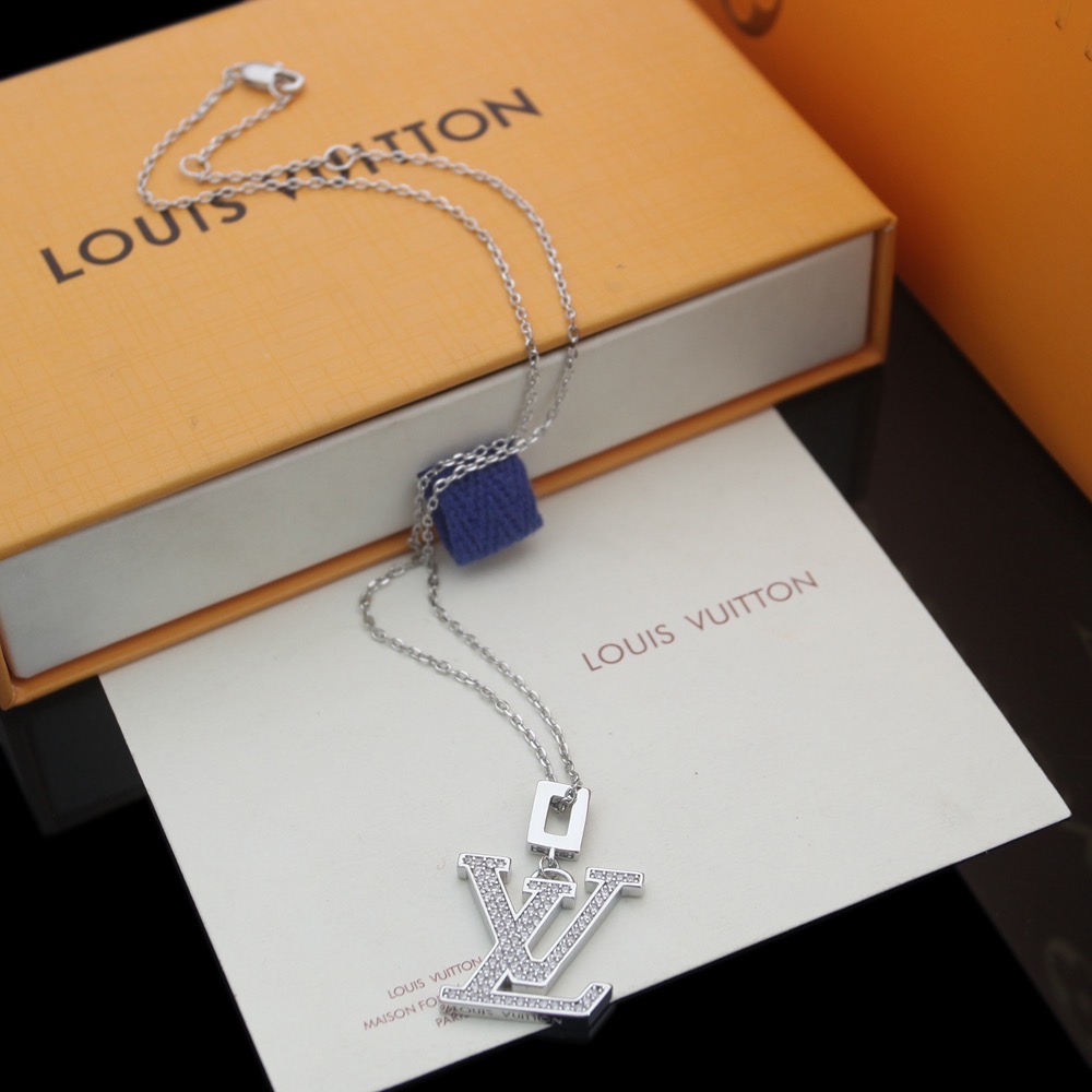 LV NECKLACE