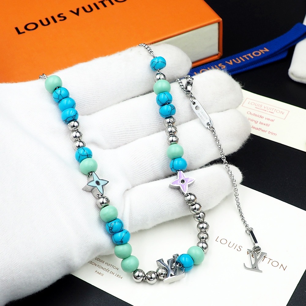 LV NECKLACE