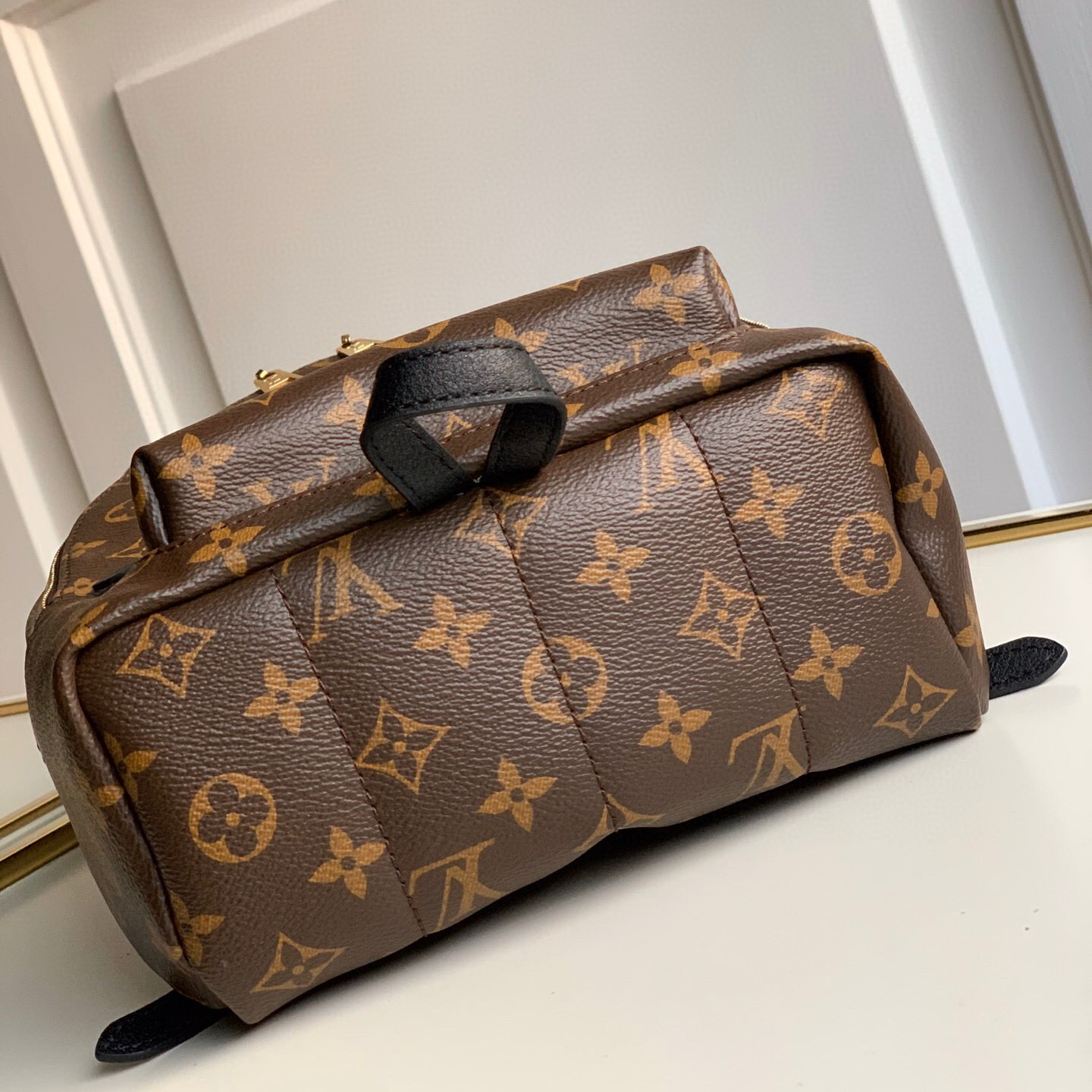 M44871  PALM SPRINGS PM, LOUIS VUITTON LV