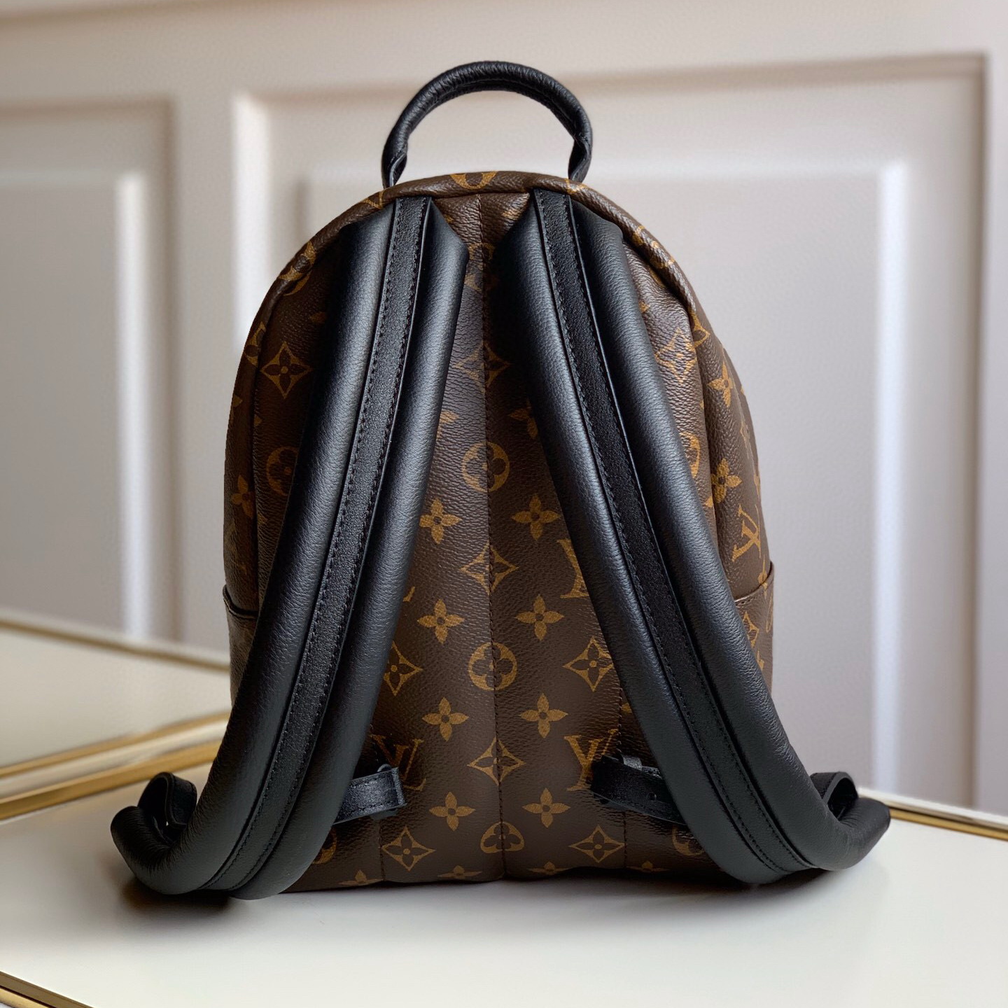 M44871  PALM SPRINGS PM, LOUIS VUITTON LV