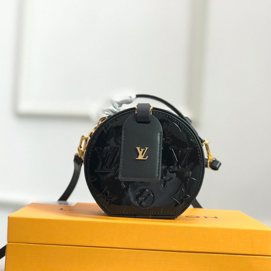 M90469  MINI BOITE CHAPEAU, LOUIS VUITTON LV
