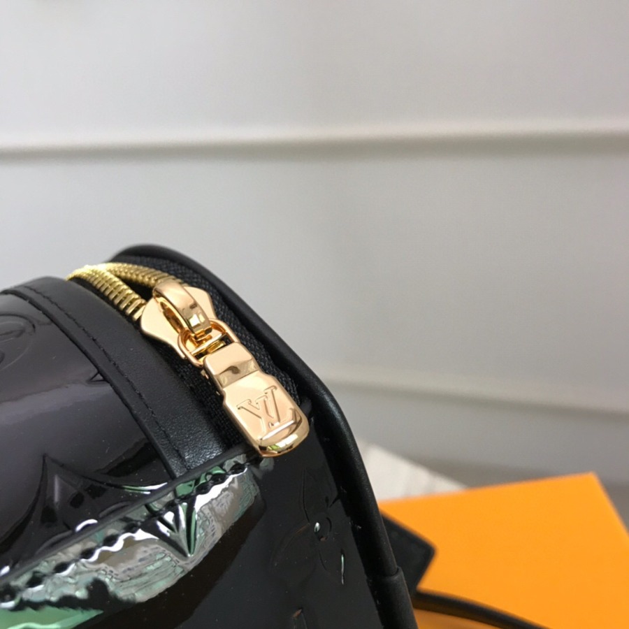 M90469  MINI BOITE CHAPEAU, LOUIS VUITTON LV