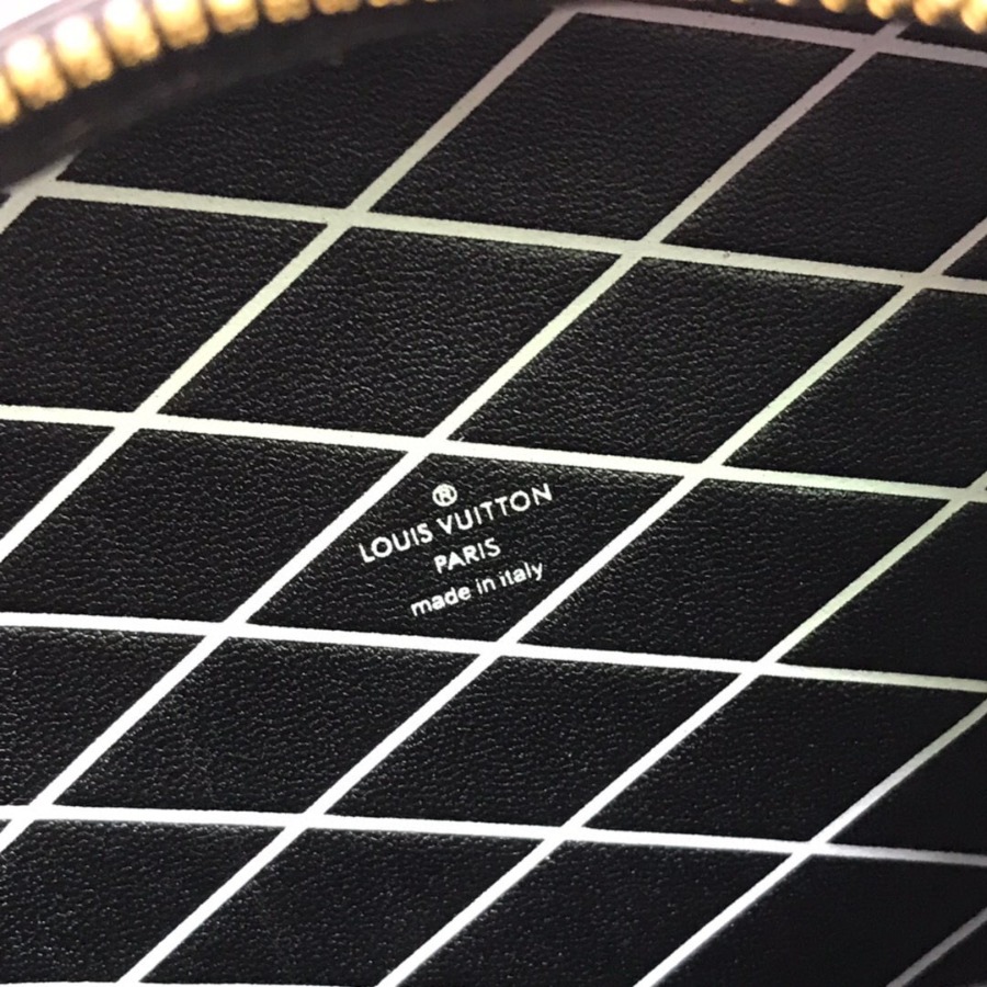 M90469  MINI BOITE CHAPEAU, LOUIS VUITTON LV