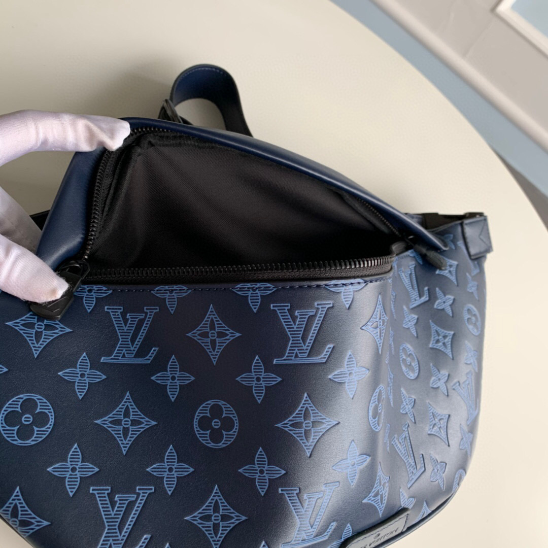 M45729  DISCOVERY BUMBAG PM, LOUIS VUITTON LV