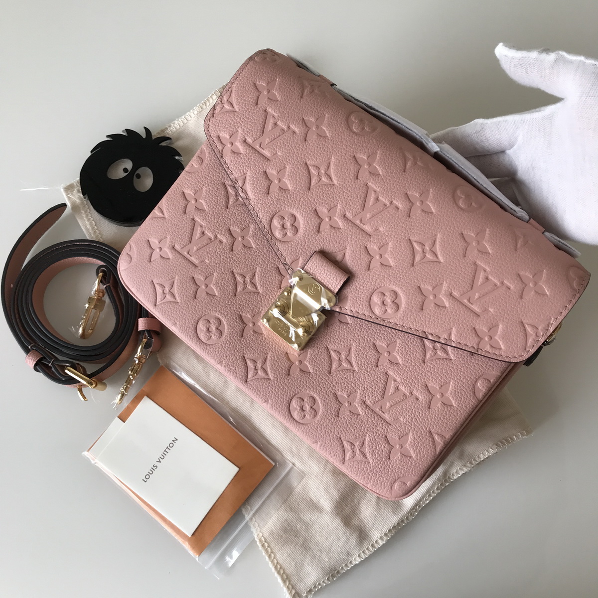 M44018, Louis Vuitton LV, POCHETTE METIS