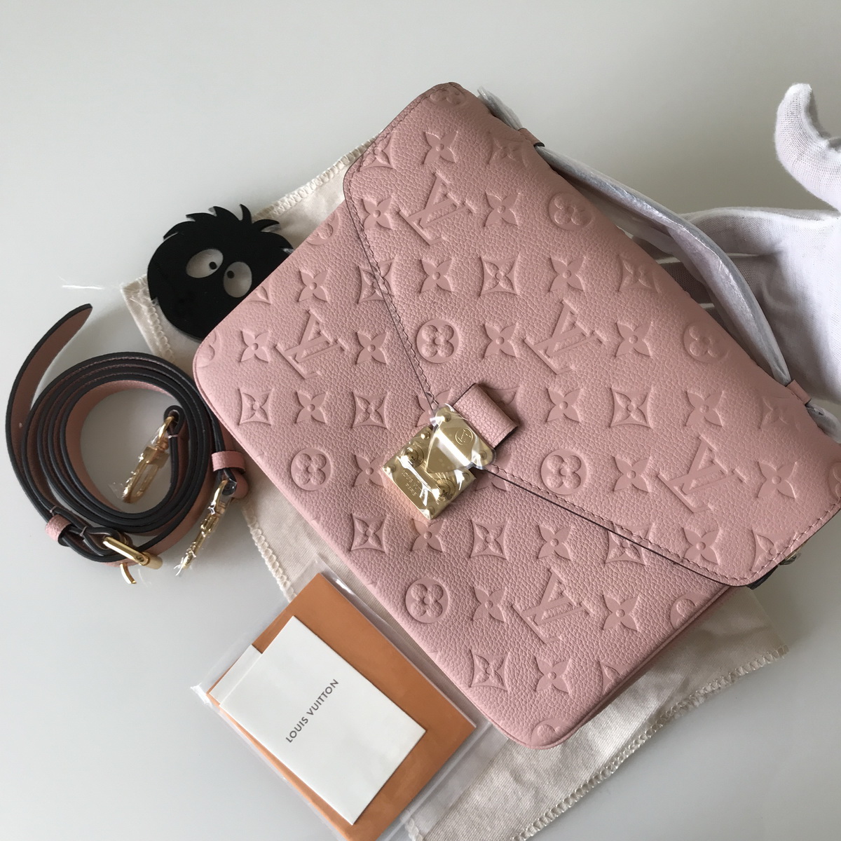 M44018, Louis Vuitton LV, POCHETTE METIS