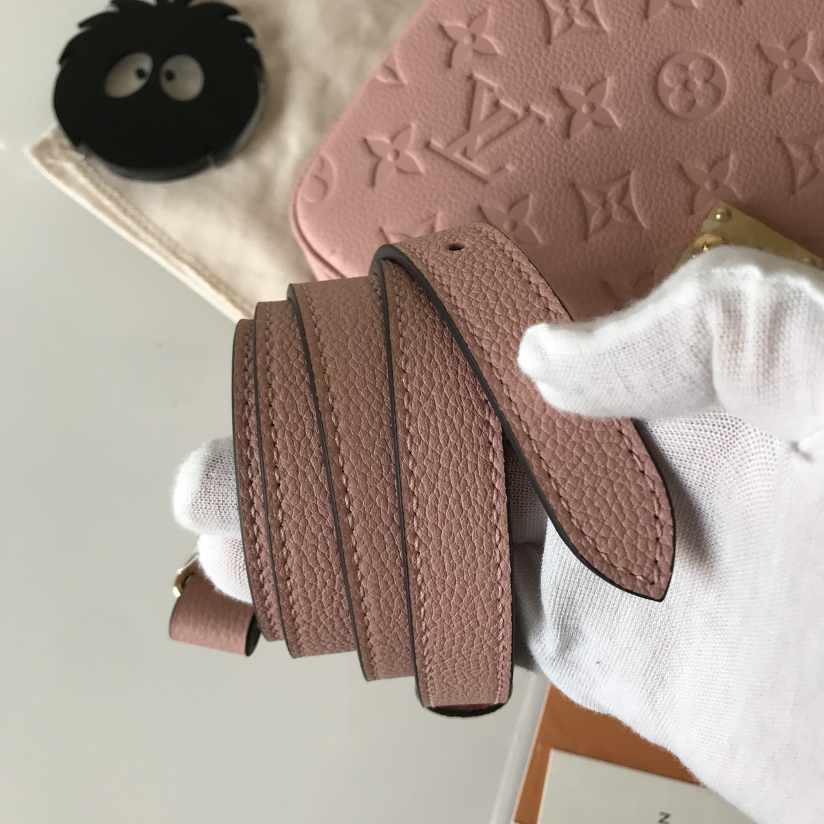 M44018, Louis Vuitton LV, POCHETTE METIS
