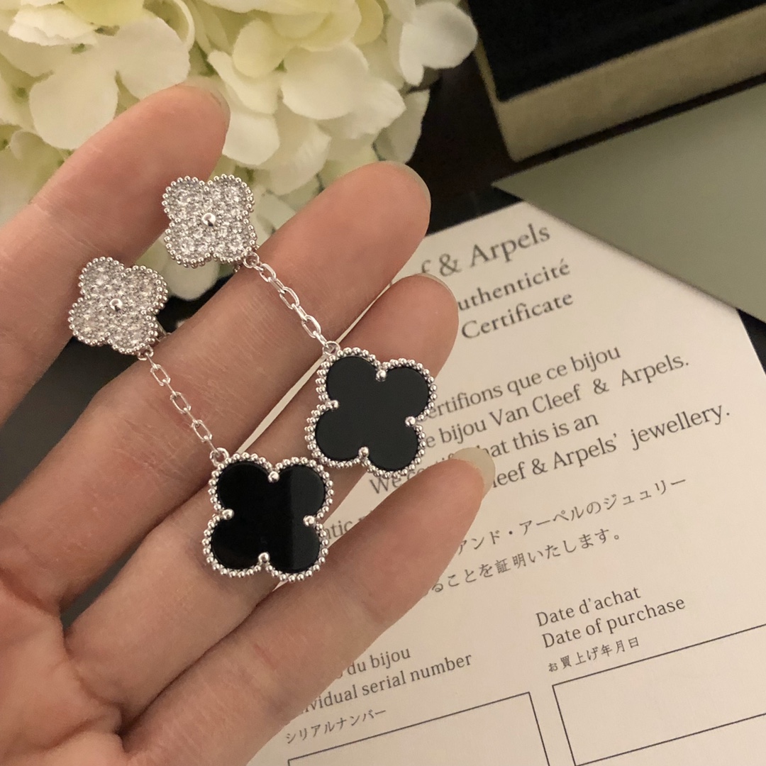 VanCleef&Arpels Earrings
