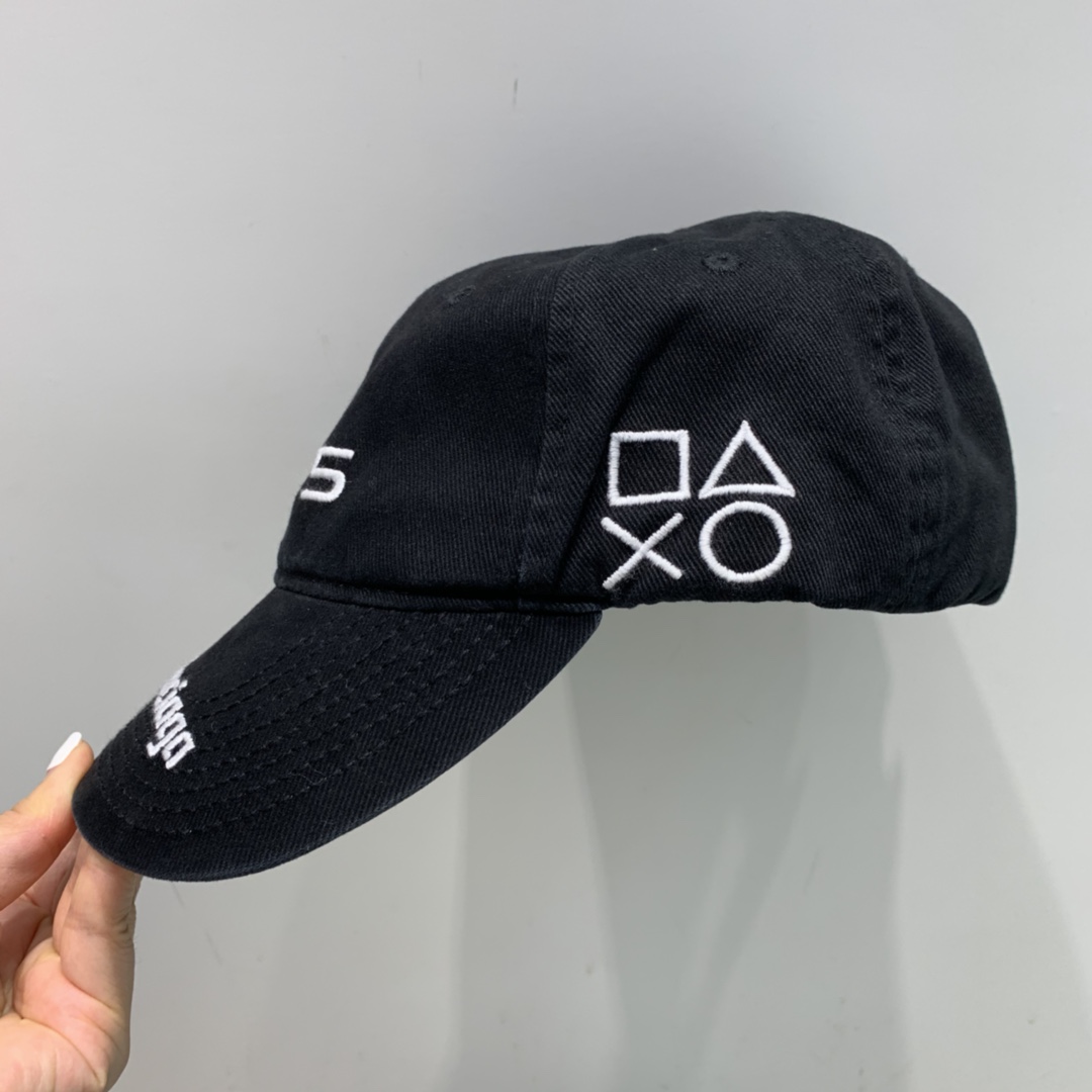 BALENCIAGA CAP