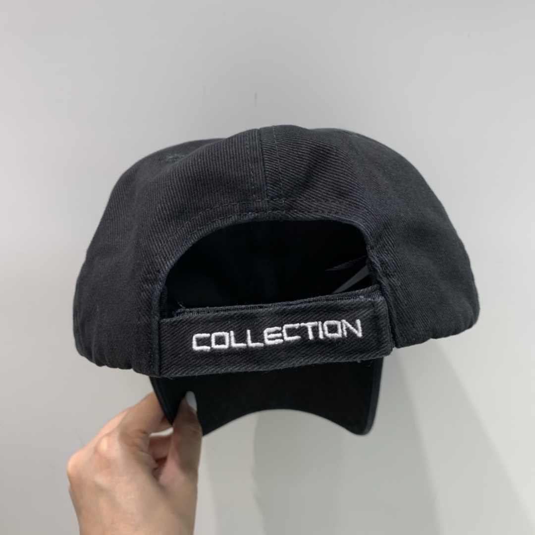 BALENCIAGA CAP