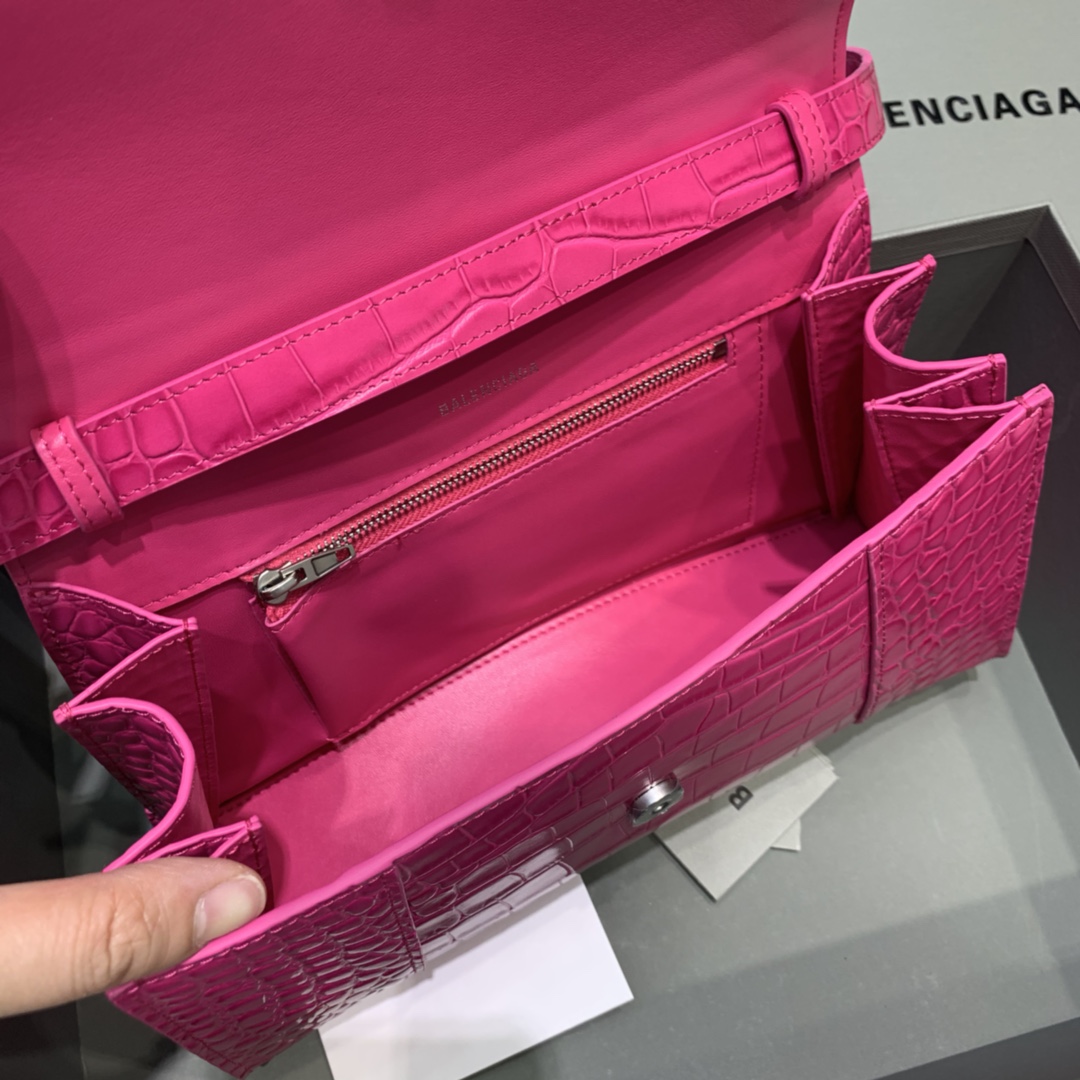 HOURGLASS SLING BACK SHOULDER BAG