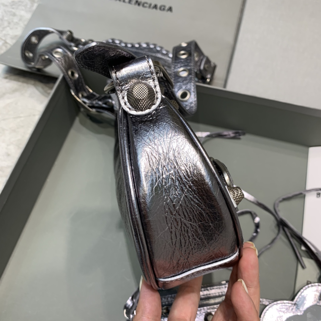 WOMEN'S LE CAGOLE XS SHOULDER BAG, BALENCIAGA HANDBAG