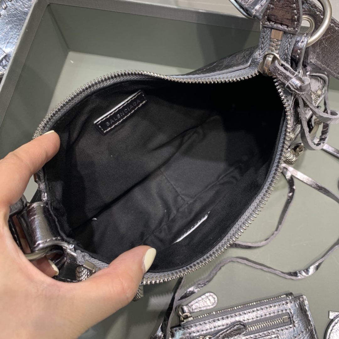 WOMEN'S LE CAGOLE XS SHOULDER BAG, BALENCIAGA HANDBAG