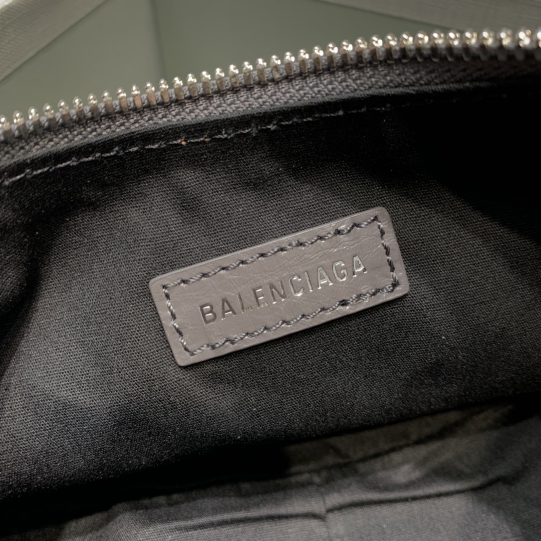 WOMEN'S LE CAGOLE XS SHOULDER BAG, BALENCIAGA HANDBAG