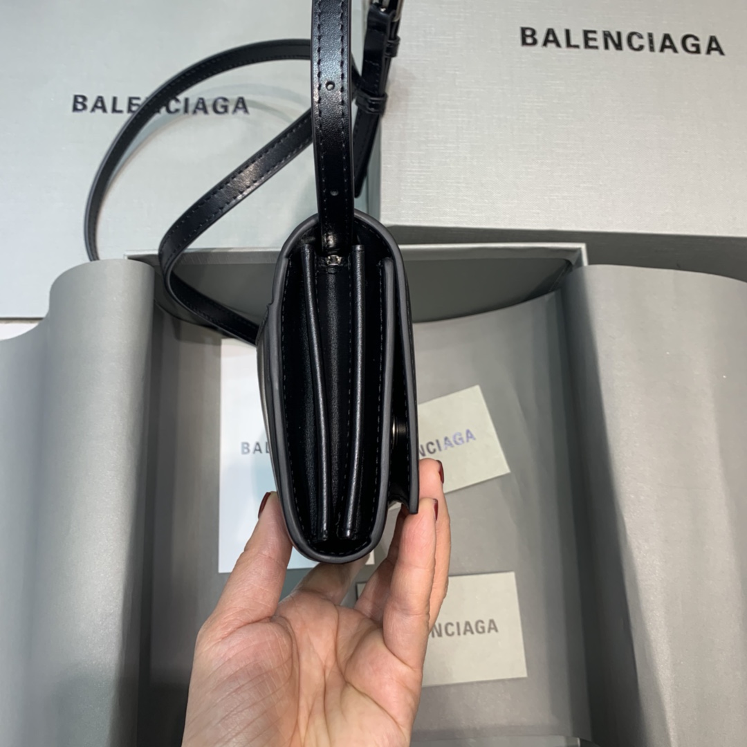 Wallet on chain, BALENCIAGA HANDBAG